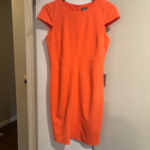 Vince Camuto Dresses & Skirts - Vince Camuto Cap sleeve sheath Coral color dress Size 14